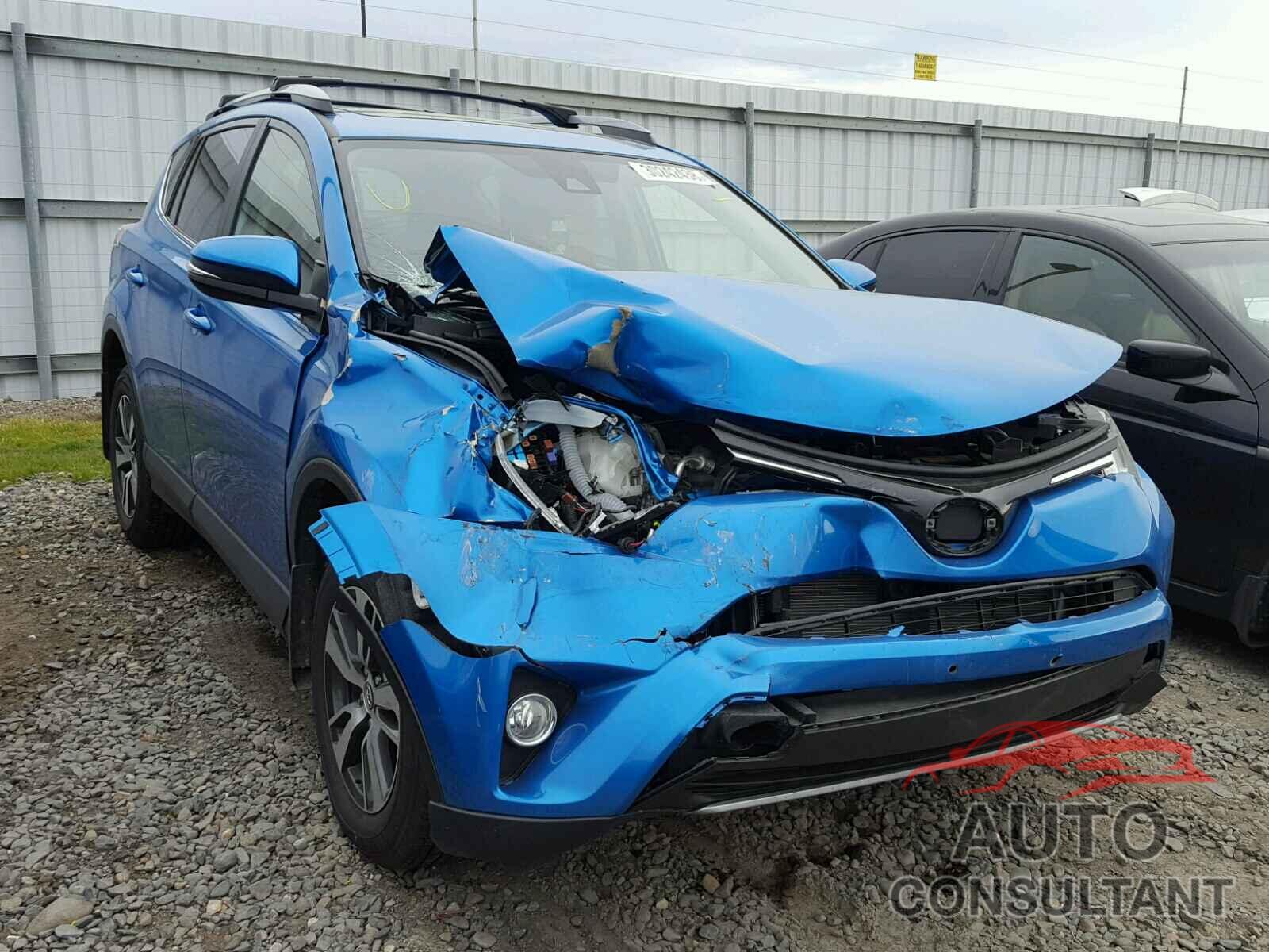 TOYOTA RAV4 2017 - JTMRFREVXHD206980