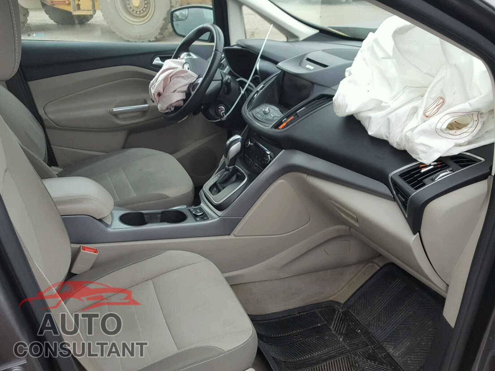 FORD CMAX 2013 - 2FMPK3G96GBC00612