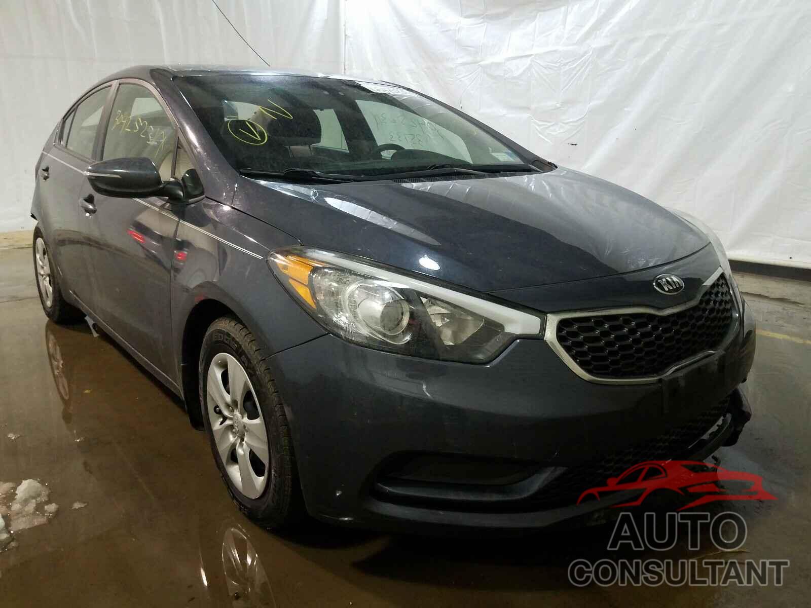 KIA FORTE 2016 - KNAFX4A6XG5536612