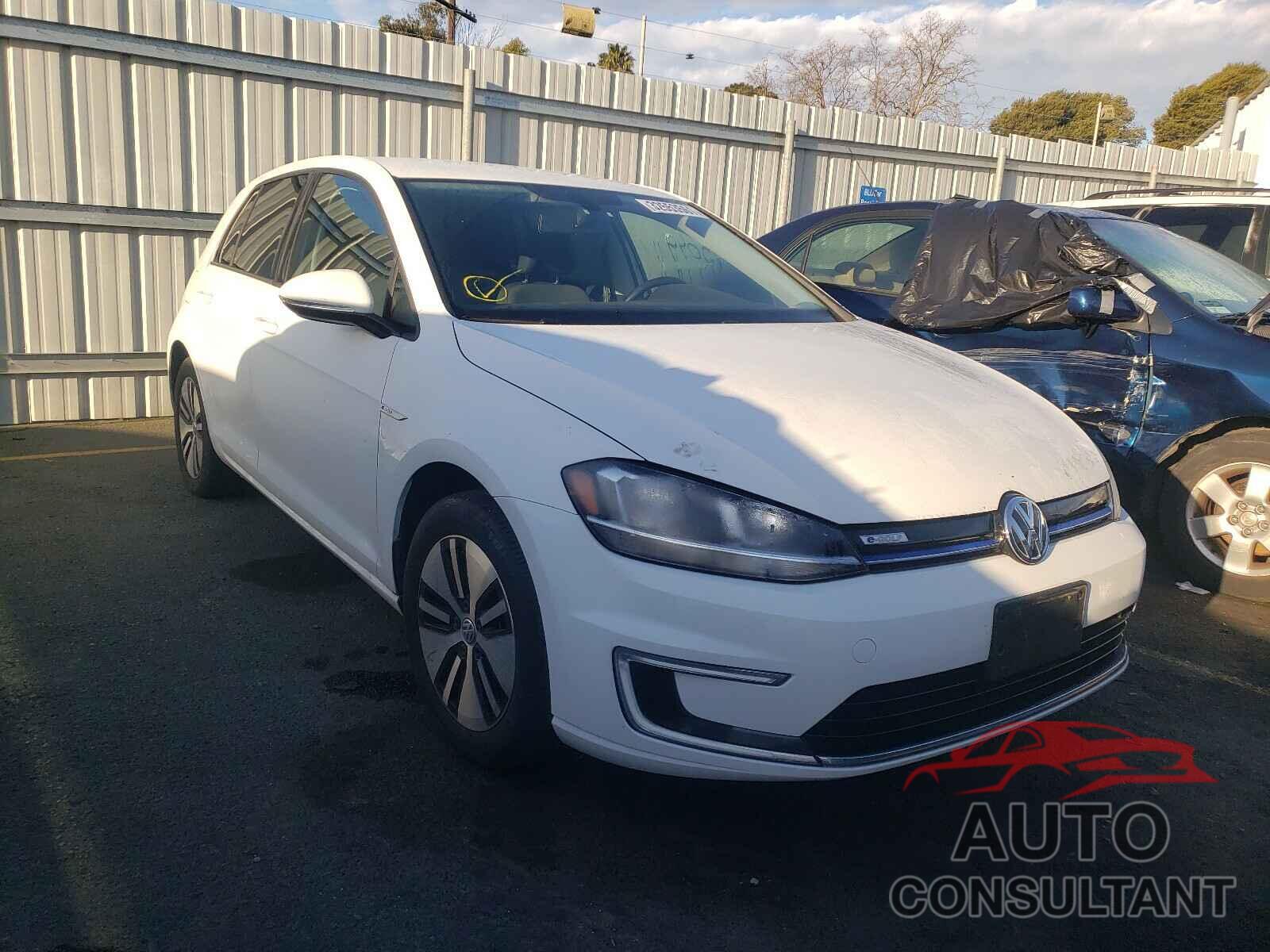 VOLKSWAGEN GOLF 2017 - WVWKR7AU5HW954275