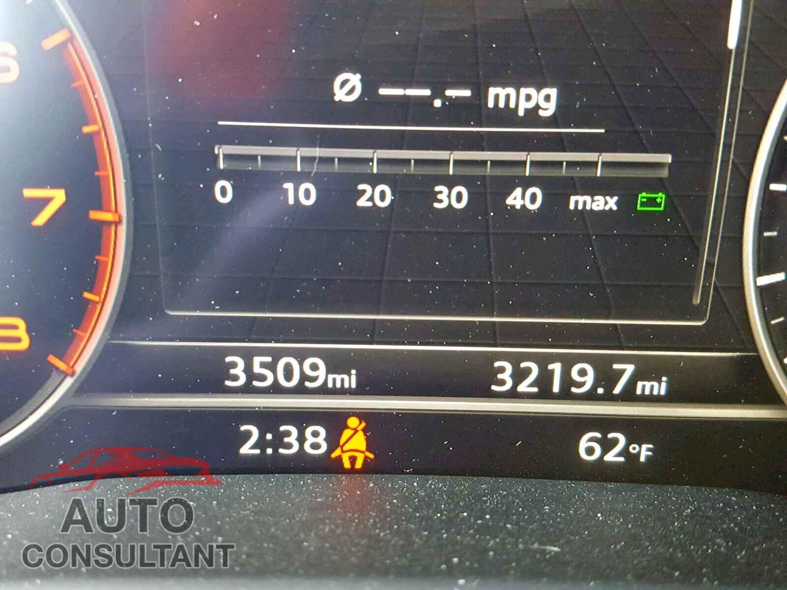 AUDI A4 2018 - 1FDBF2A60KEC70627