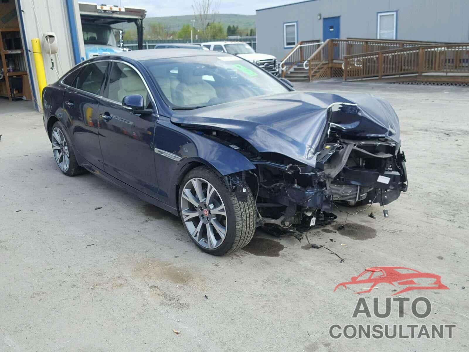 JAGUAR XJ 2015 - SAJWJ1CD7F8V90477