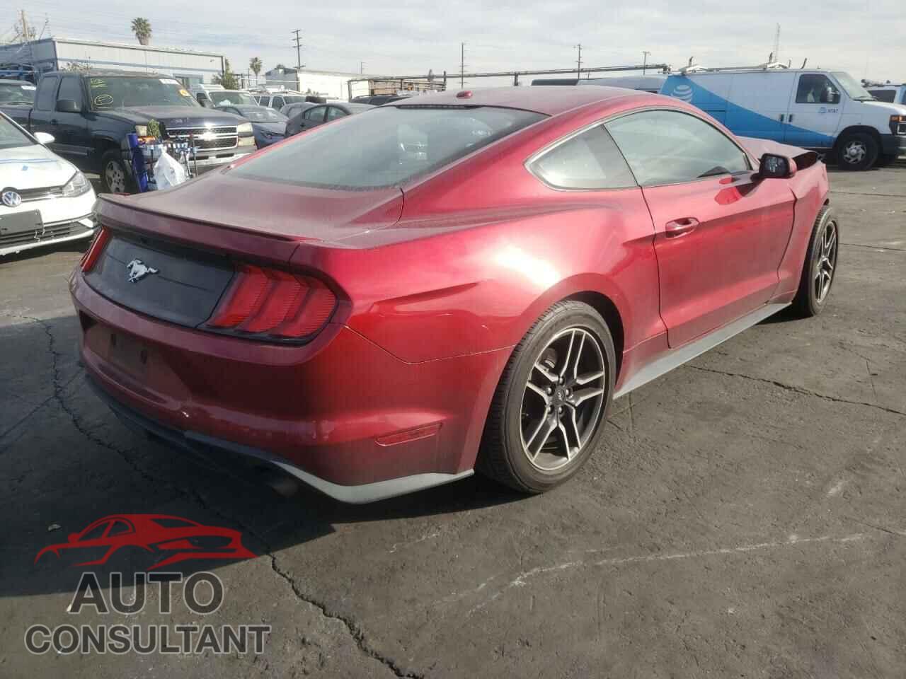 FORD MUSTANG 2018 - 1FA6P8TH8J5180876