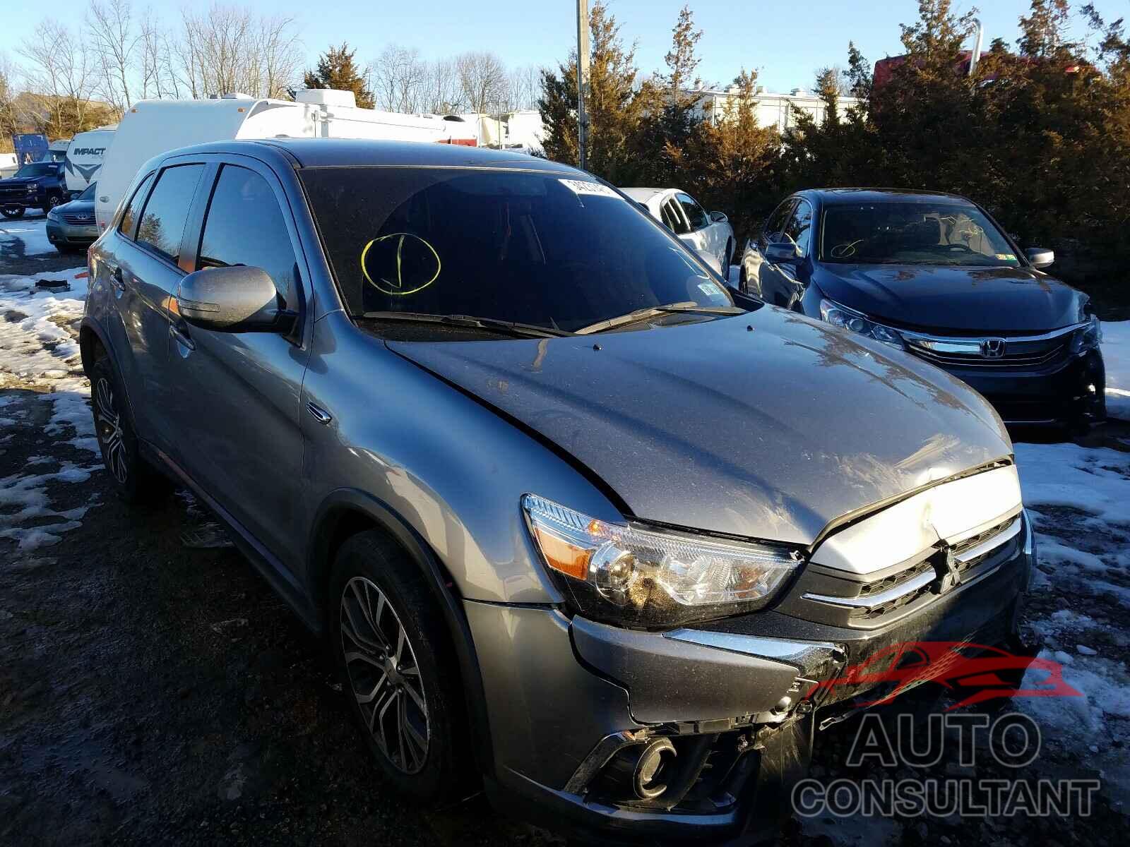 MITSUBISHI OUTLANDER 2019 - JA4AP3AU7KU028127