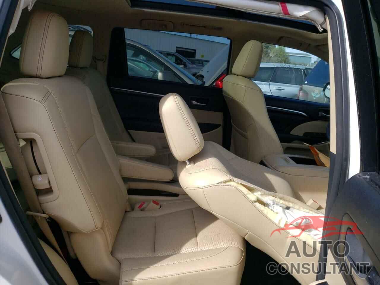 TOYOTA HIGHLANDER 2016 - 5TDDCRFH3GS015688