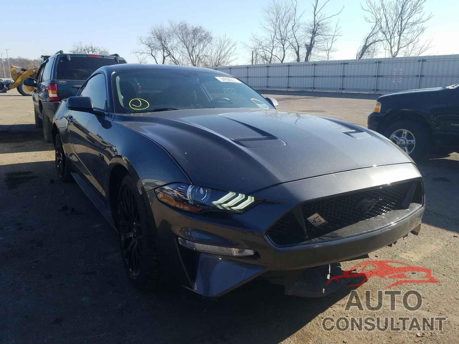 FORD MUSTANG 2019 - 1FA6P8CF9K5167716