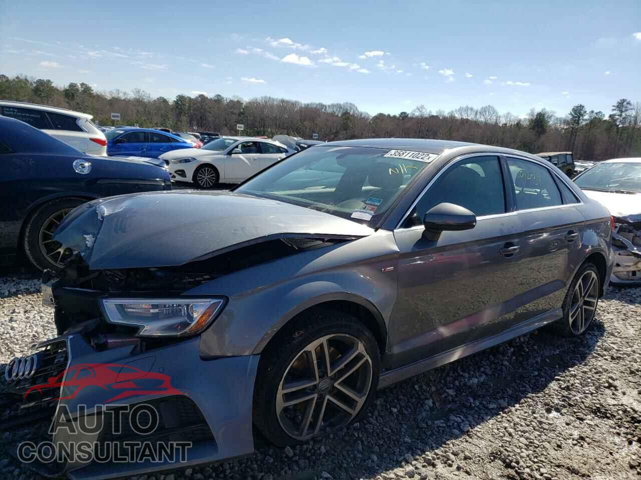 AUDI A3 2017 - WAUGUGFF6H1036687
