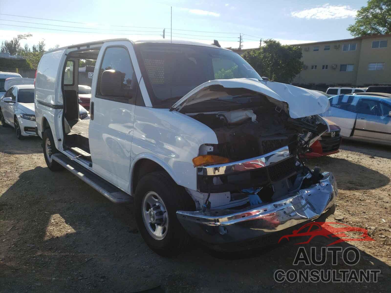 CHEVROLET EXPRESS 2020 - 1GCWGAFG4L1195499