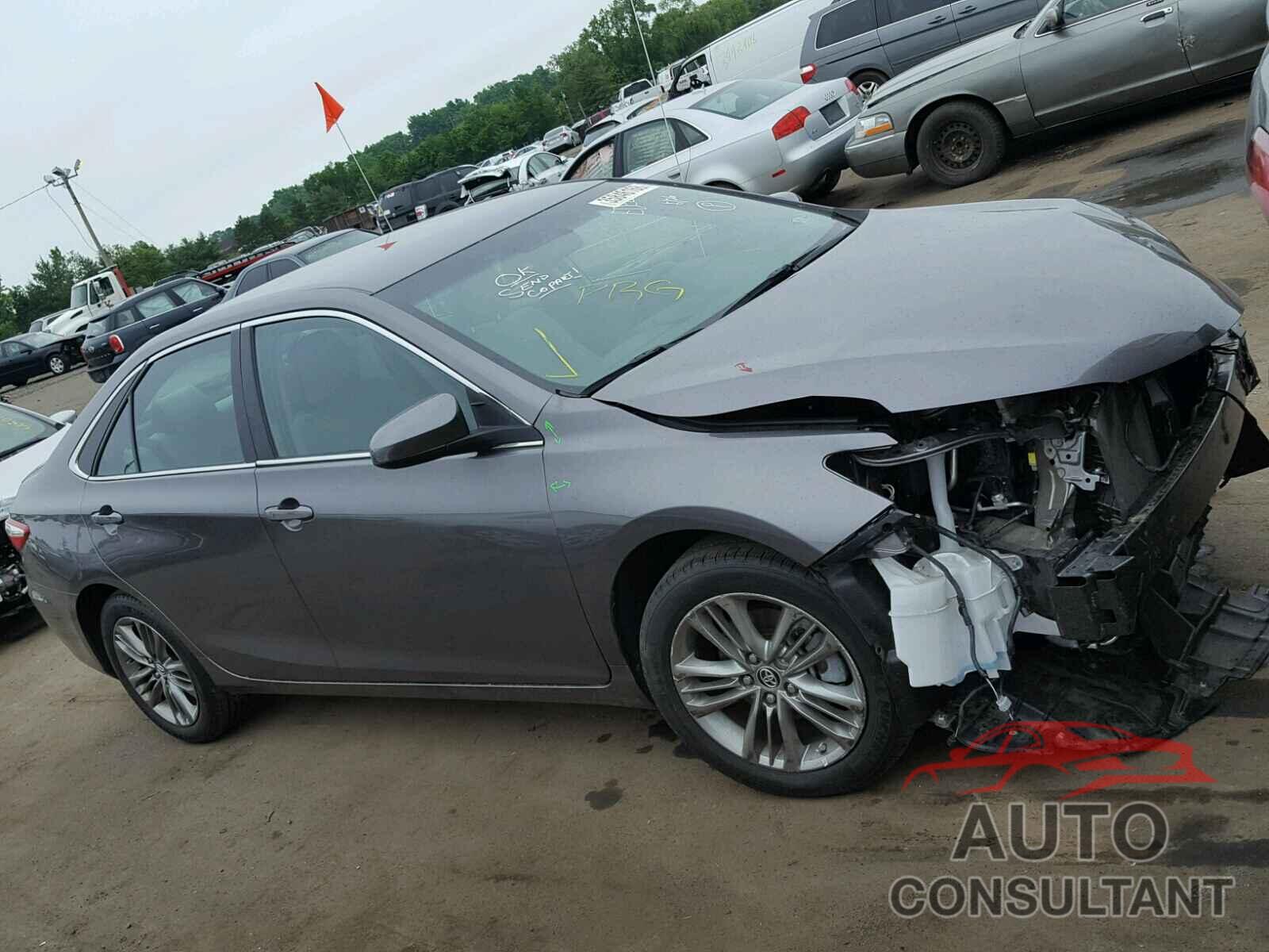 TOYOTA CAMRY 2016 - 4T1BF1FK3GU555402