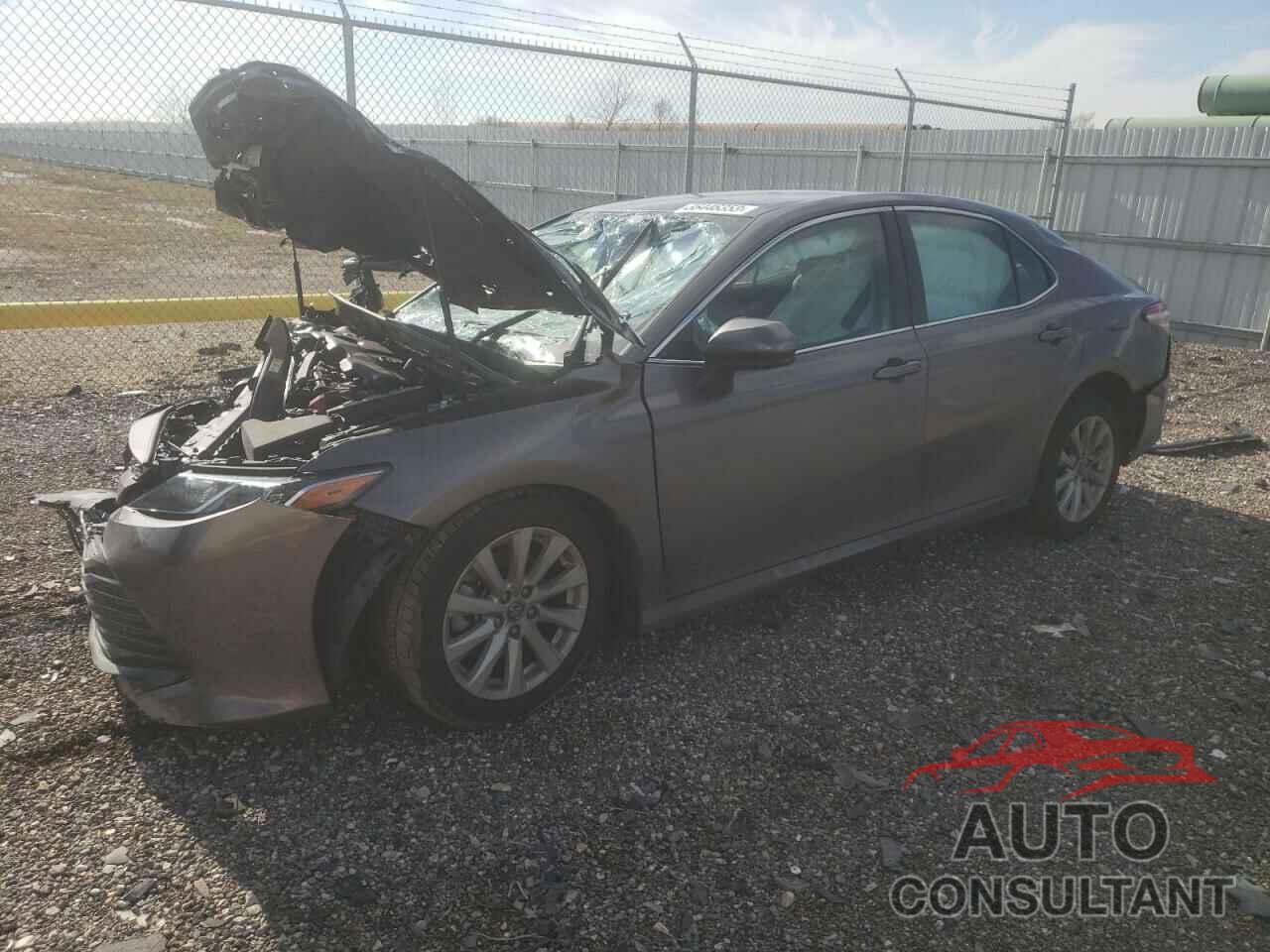 TOYOTA CAMRY 2018 - 4T1B11HK2JU154488