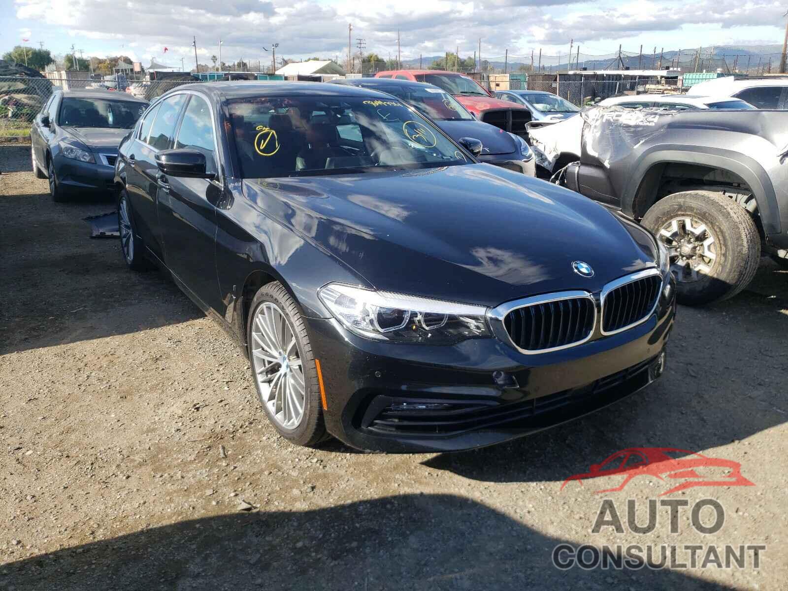 BMW 5 SERIES 2018 - WBAJB1C54JB085388