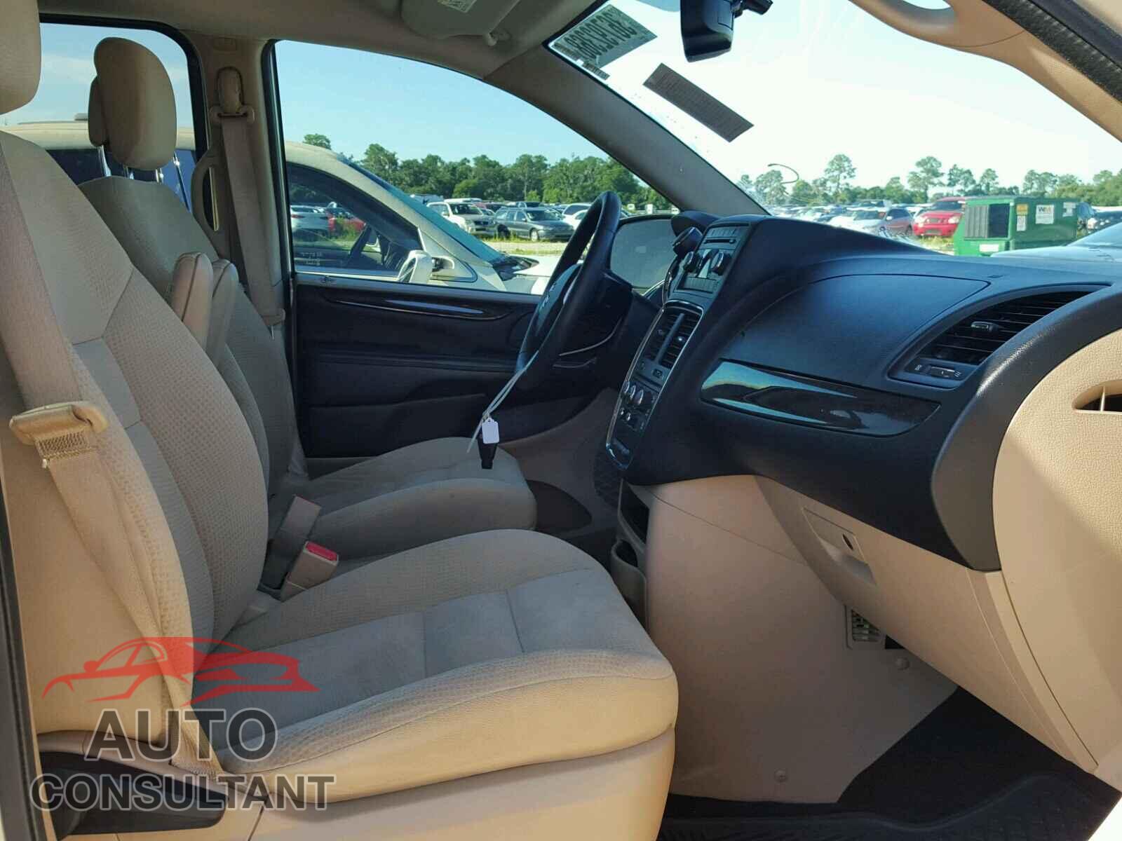 DODGE CARAVAN 2015 - 2C4RDGBG1FR616593