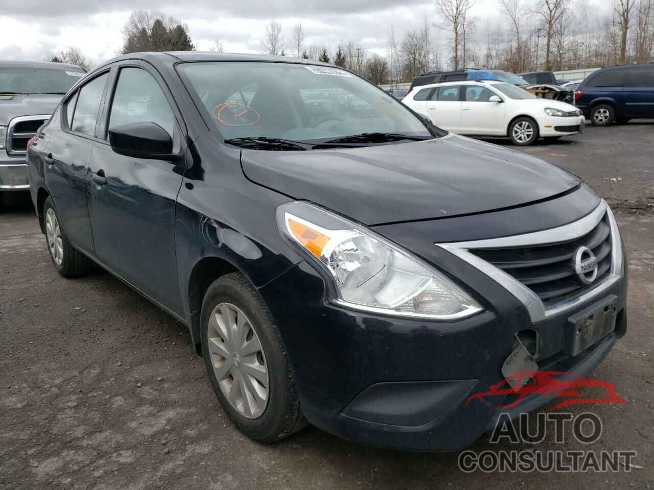 NISSAN VERSA 2018 - 3N1CN7AP2JL887711