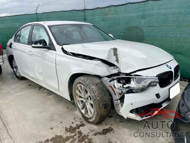 BMW 3 SERIES 2017 - WBA8E1G37HNU17380
