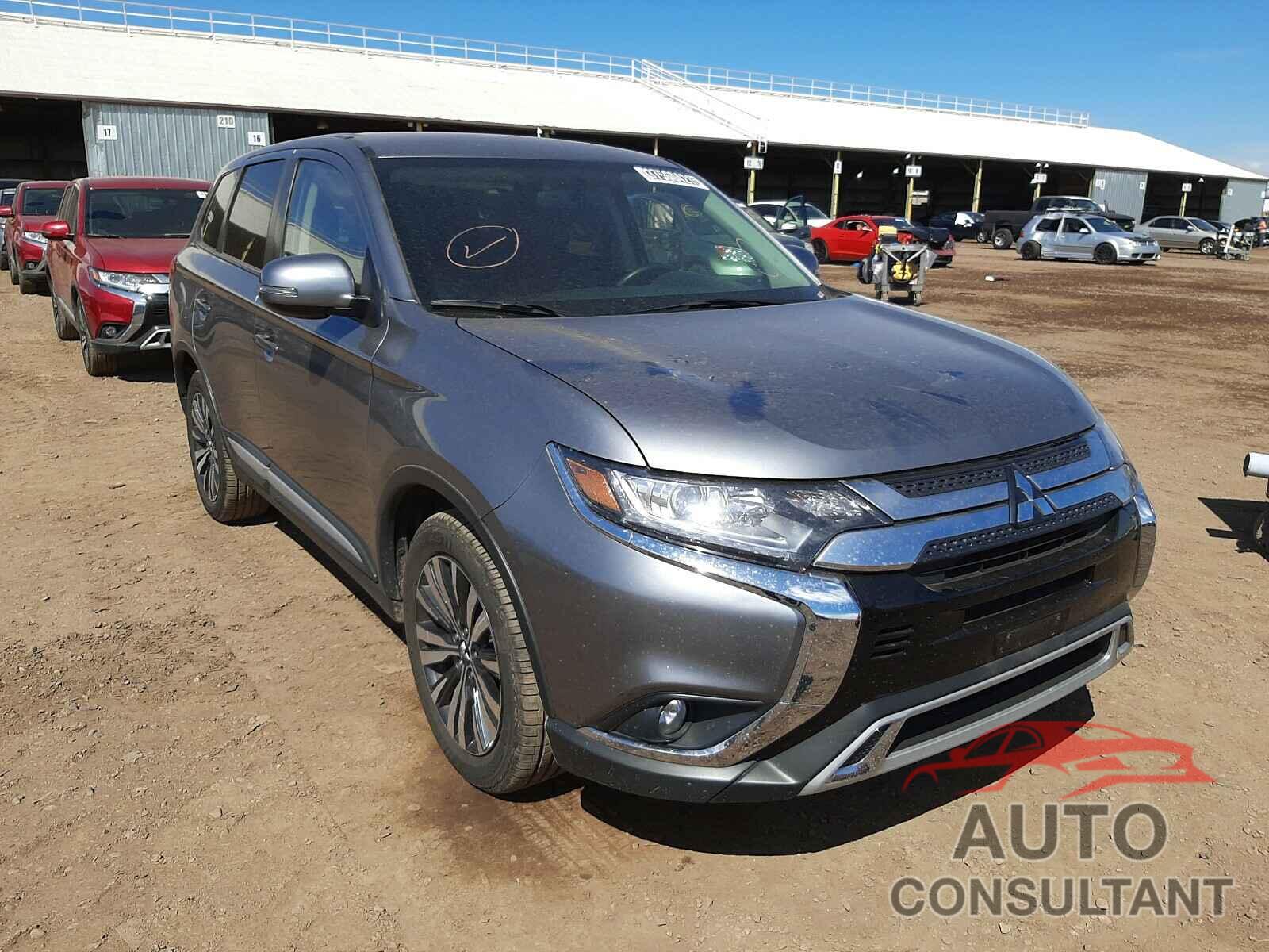 MITSUBISHI OUTLANDER 2019 - JA4AD3A33KZ034994