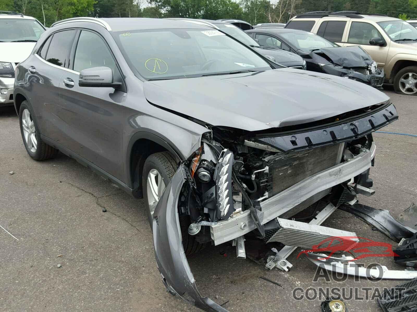 MERCEDES-BENZ GLA 250 2015 - WDCTG4EB4FJ108404