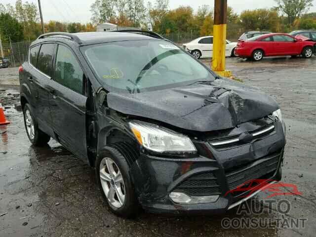 FORD ESCAPE 2015 - 1FMCU9GX2FUA75420