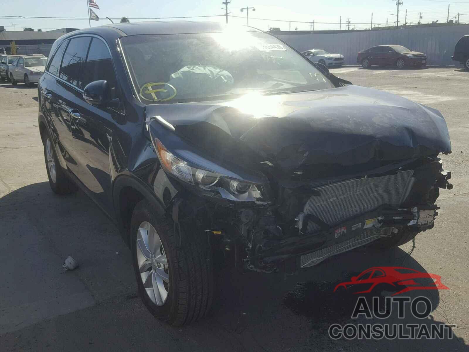 KIA SORENTO LX 2017 - 5XYPG4A33HG323393
