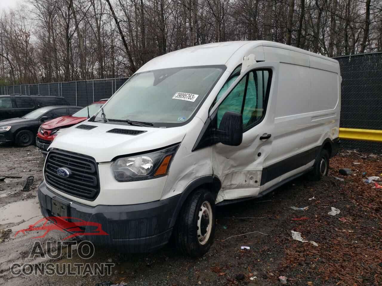 FORD TRANSIT 2018 - 1FTYR2CM2JKA24051