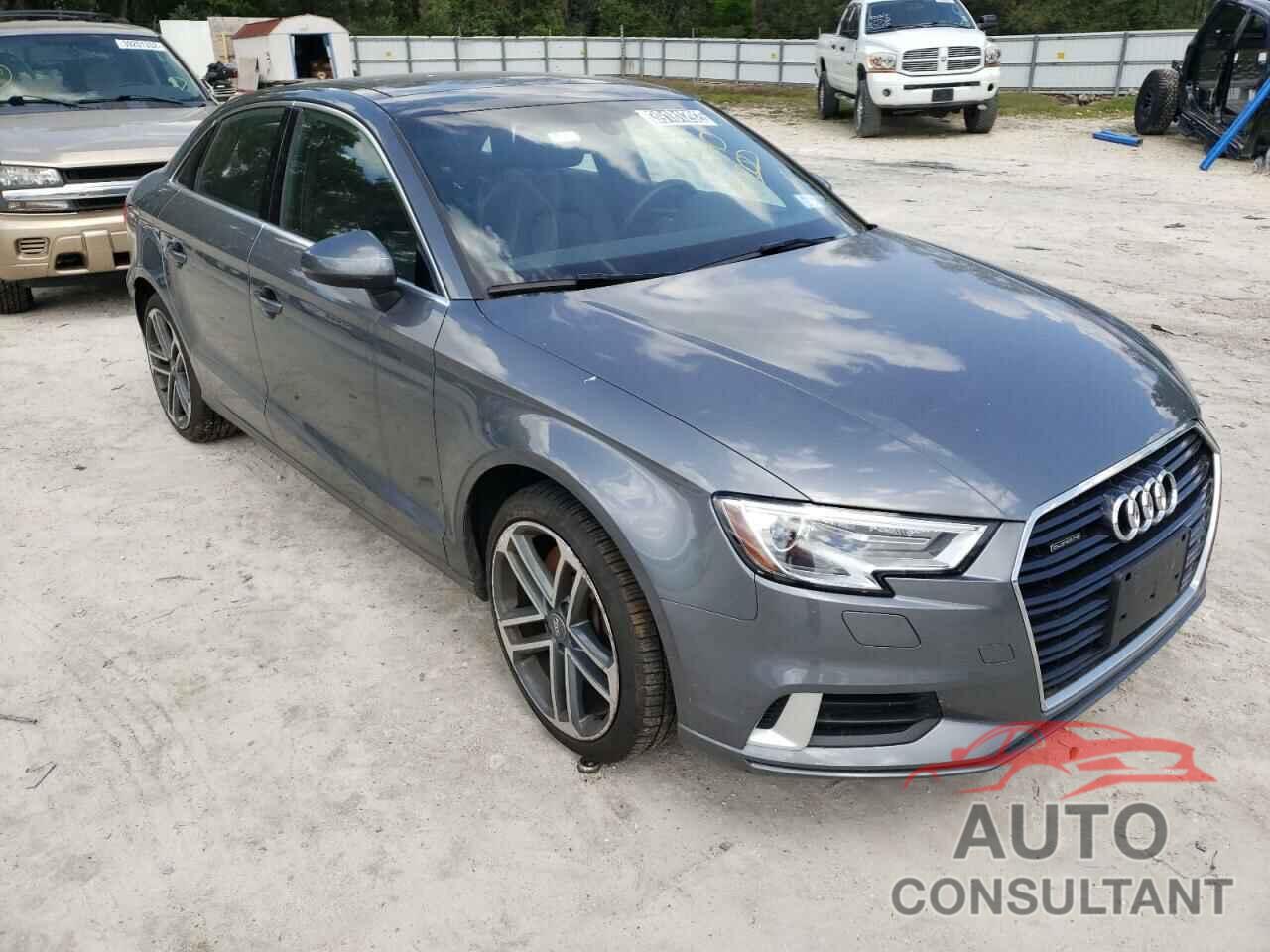 AUDI A3 2019 - WAUBEGFFXK1017364