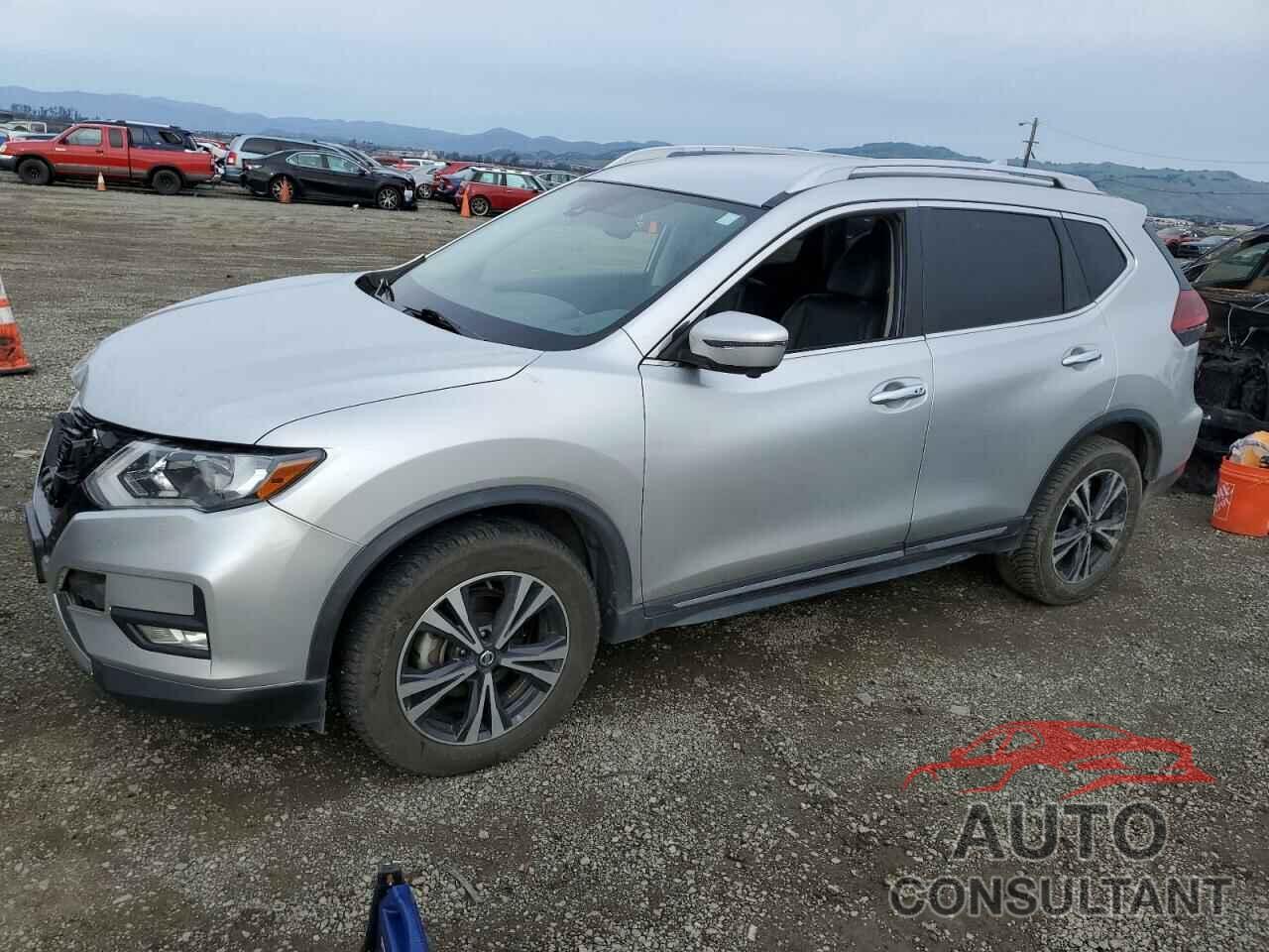 NISSAN ROGUE 2018 - JN8AT2MV4JW319076