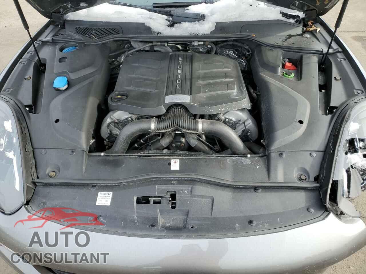 PORSCHE CAYENNE 2017 - WP1AB2A24HLA52539