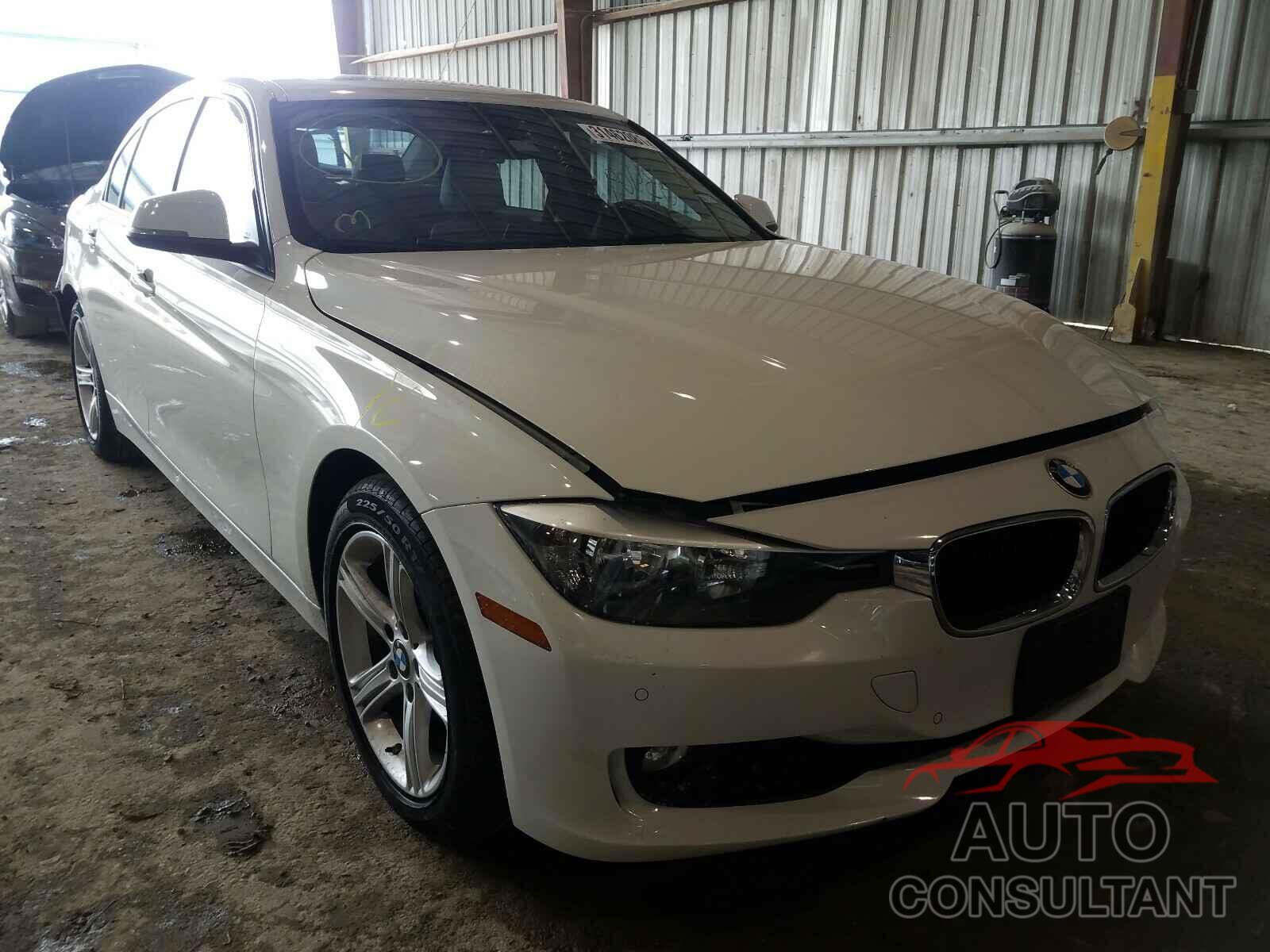 BMW 3 SERIES 2015 - JN8AT2MT5GW030618