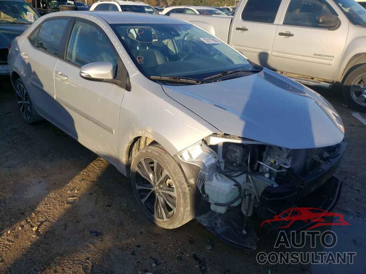 TOYOTA COROLLA 2018 - 5YFBURHE9JP781044