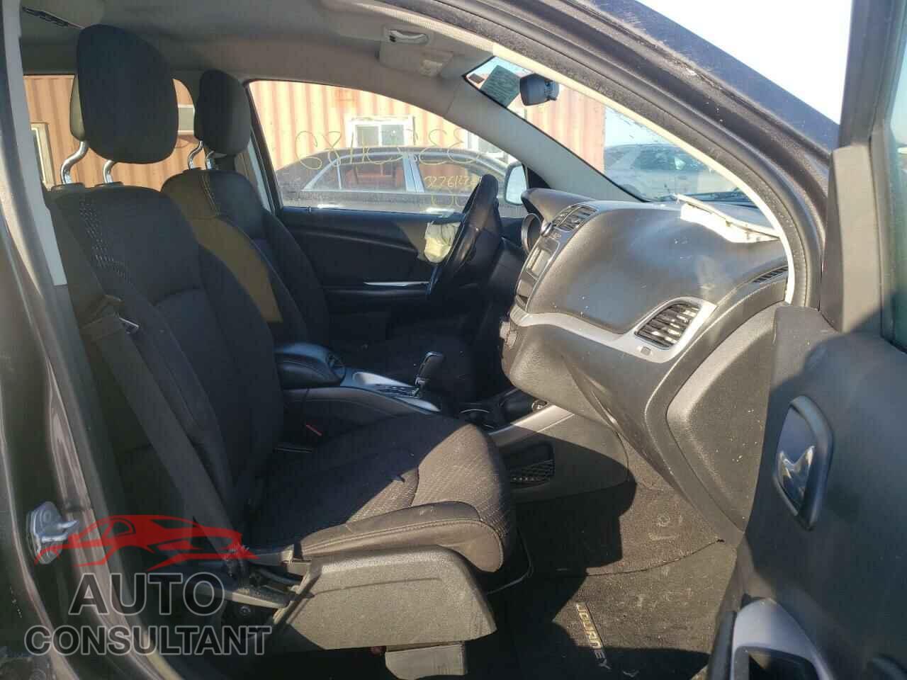 DODGE JOURNEY 2017 - 3C4PDCBG5HT519218