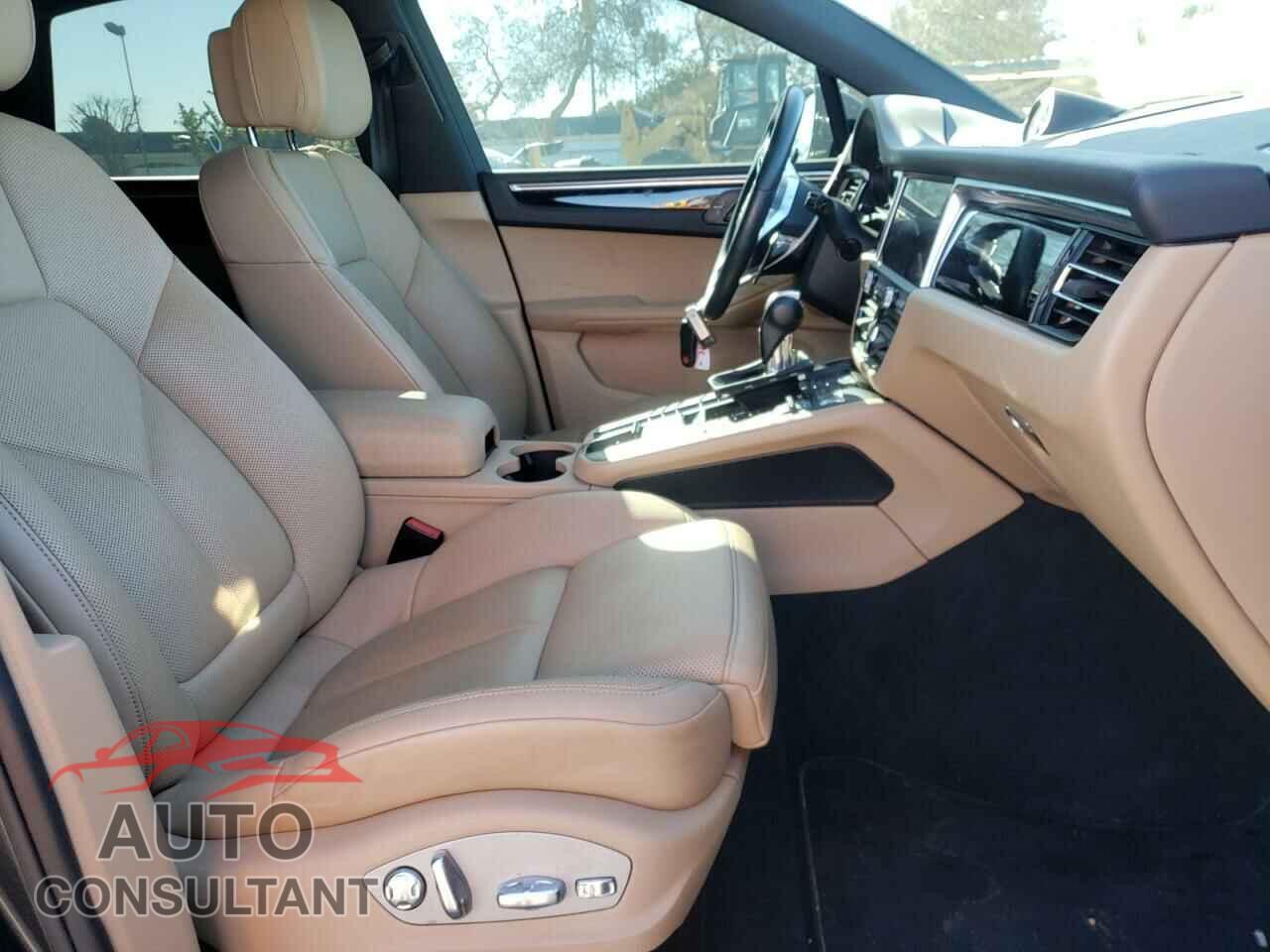 PORSCHE MACAN 2019 - WP1AA2A58KLB00936