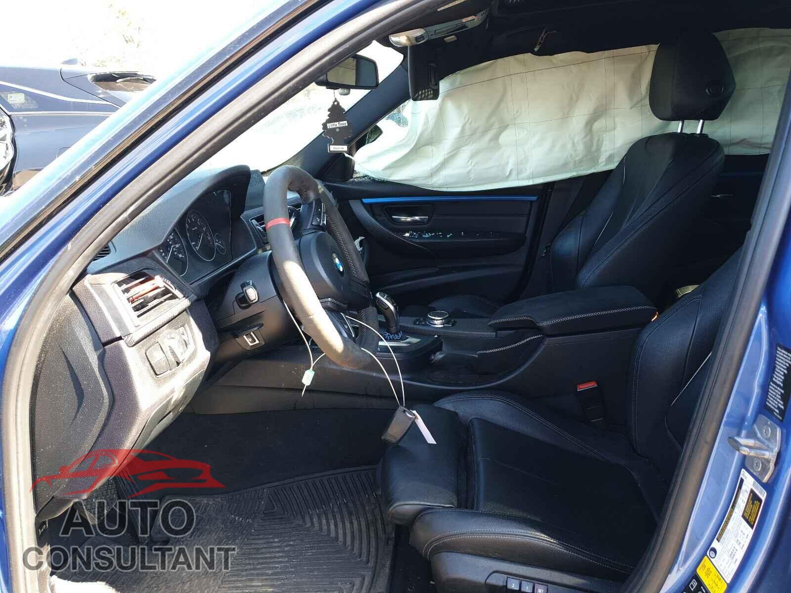 BMW 3 SERIES 2016 - WBA8E3G56GNU05202