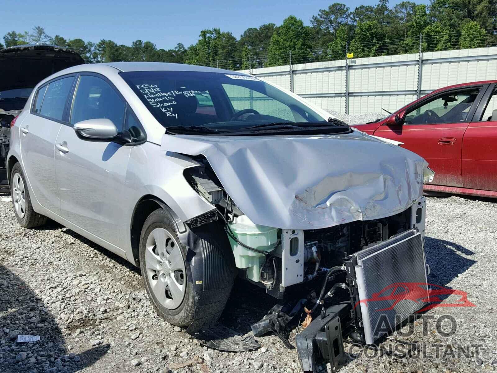 KIA FORTE 2017 - KNAFK5A85H5719200