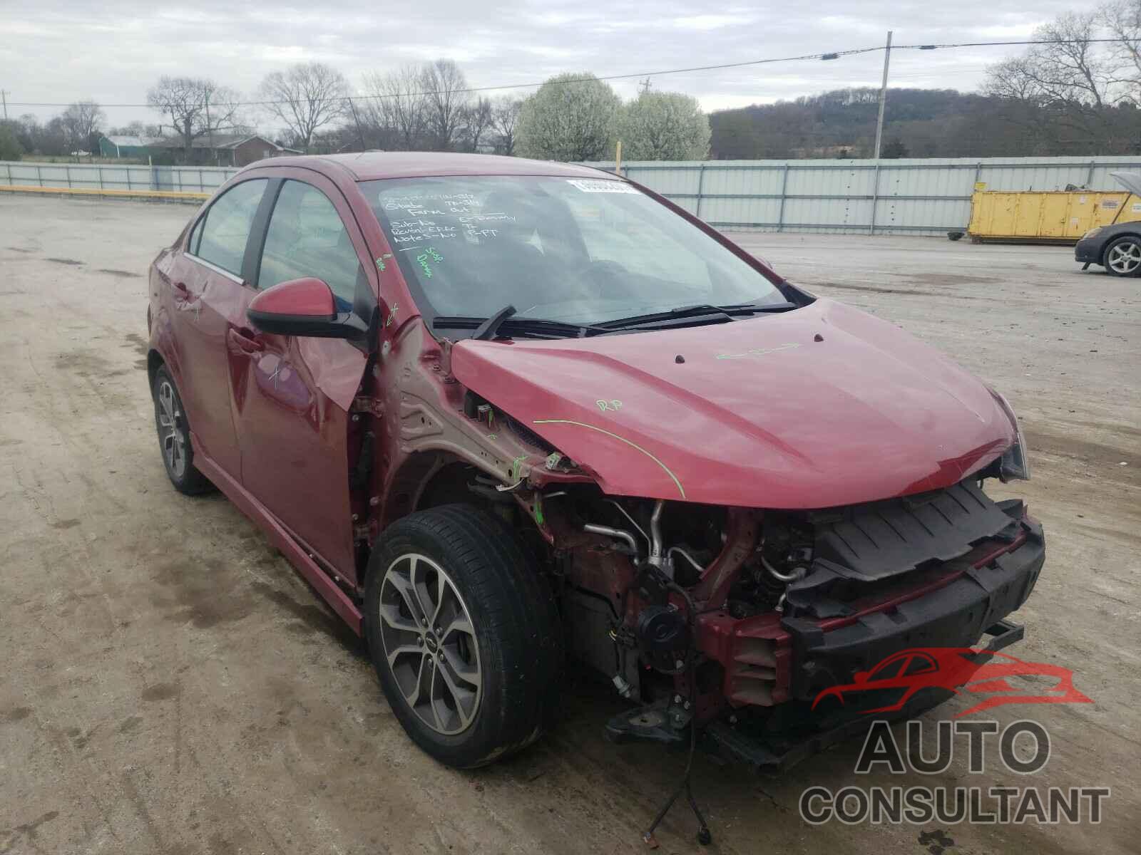 CHEVROLET SONIC 2018 - 1G1JD5SH0J4133868