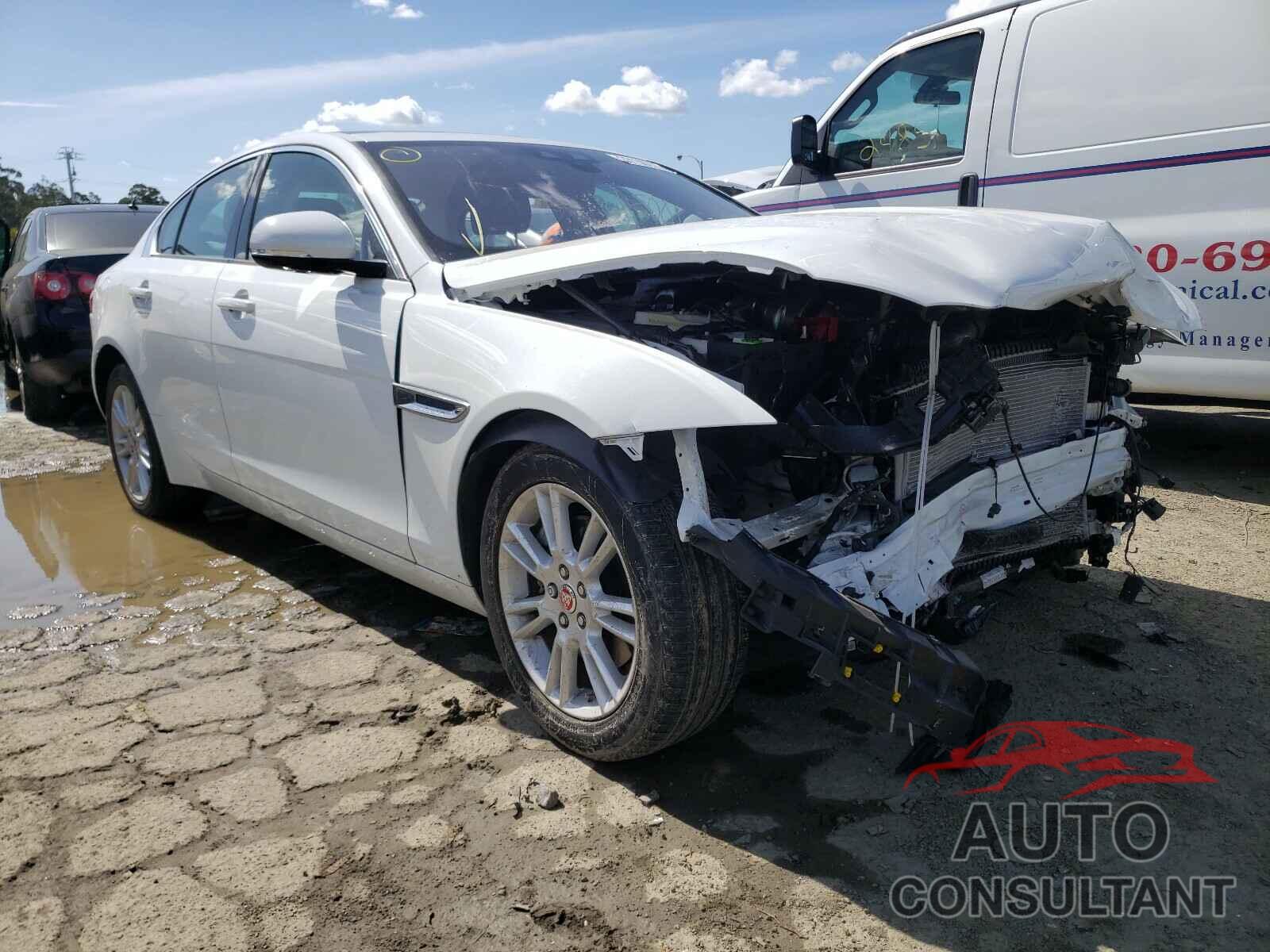 JAGUAR XE 2017 - SAJAD4BN6HA972685