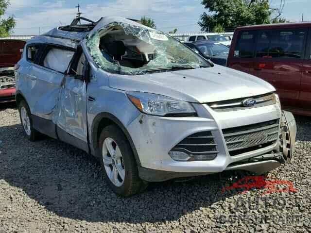 FORD ESCAPE 2016 - 1FMCU9G95GUA69145