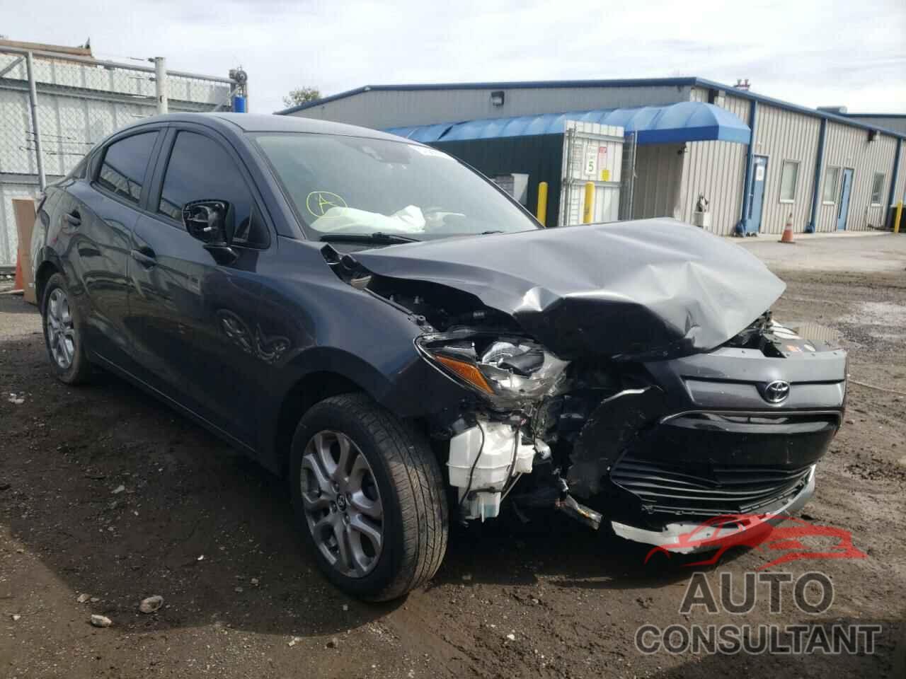 TOYOTA YARIS 2018 - 3MYDLBYV7JY310157