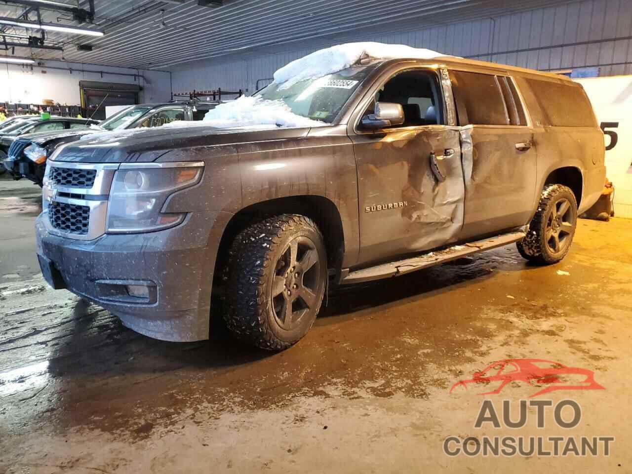 CHEVROLET SUBURBAN 2017 - 1GNSKHKC3HR330271