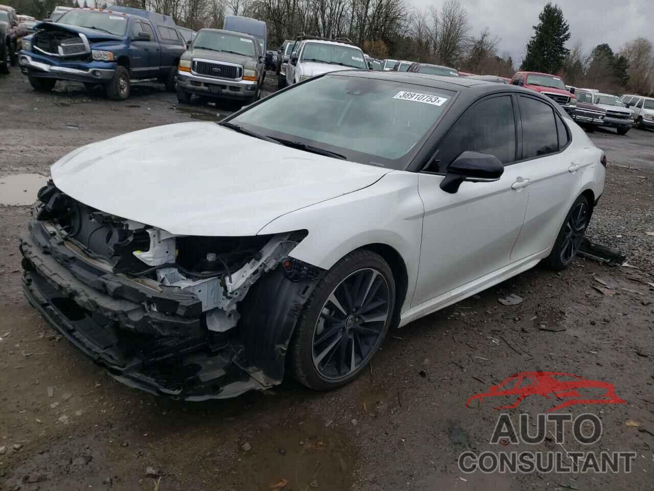 TOYOTA CAMRY 2020 - 4T1KZ1AK5LU040653