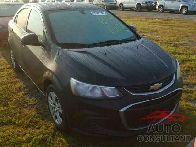 CHEVROLET SONIC 2017 - 1G1JB5SH3H4124064