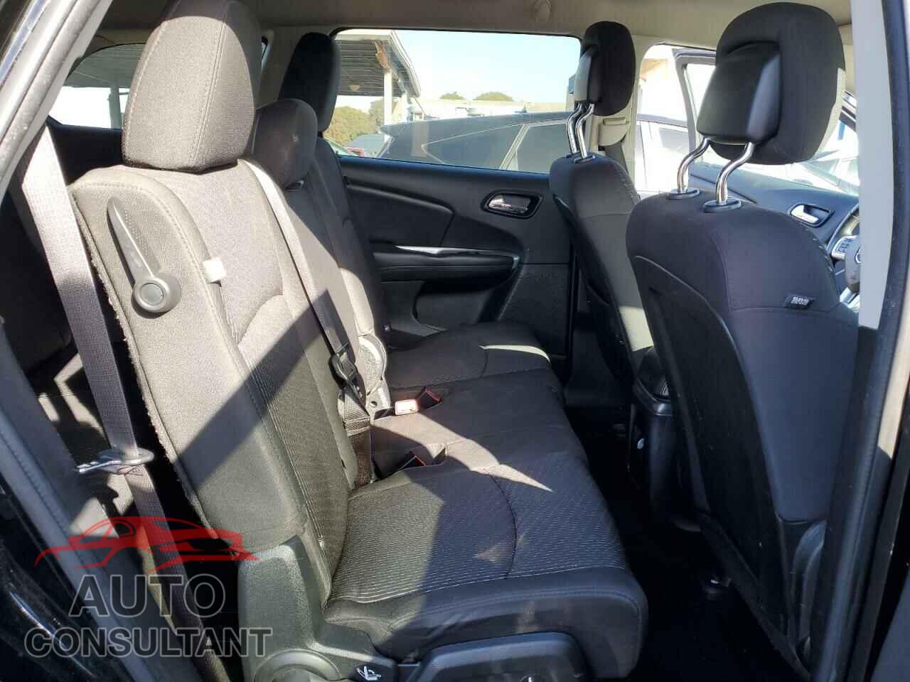 DODGE JOURNEY 2017 - 3C4PDCBB9HT529545