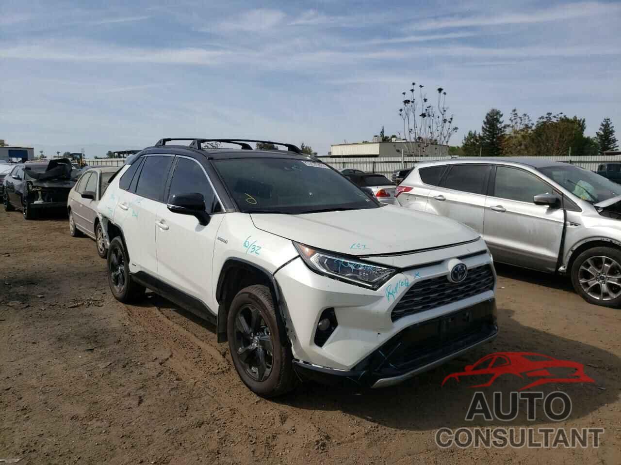 TOYOTA RAV4 2021 - 2T3E6RFV8MW008974