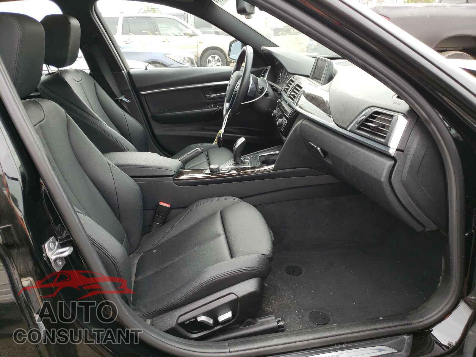 BMW 3 SERIES 2016 - WBA8E9G52GNT42876