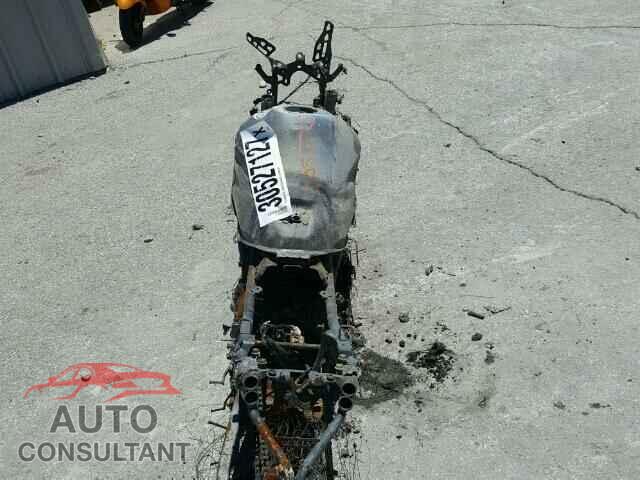 HONDA CB CYCLE 2015 - MLHPC4661F5200564