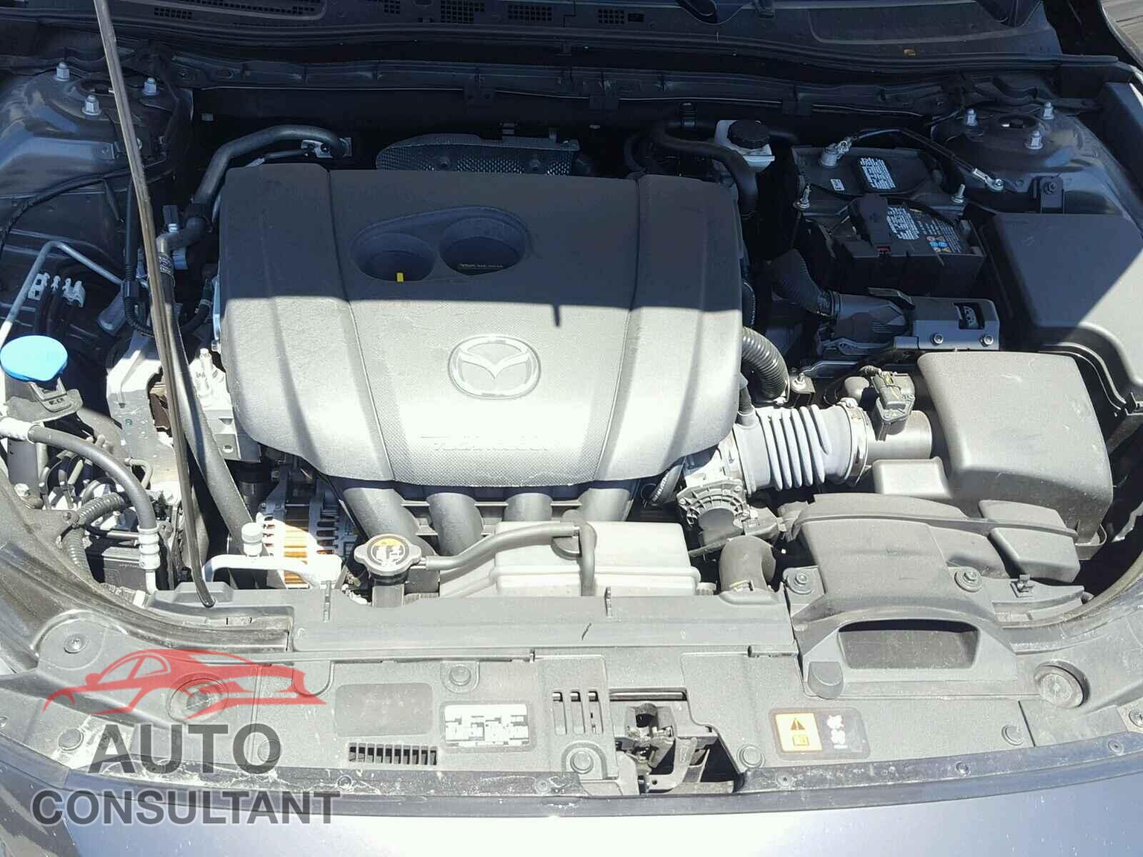 MAZDA 3 2017 - 3MZBN1U71HM153631