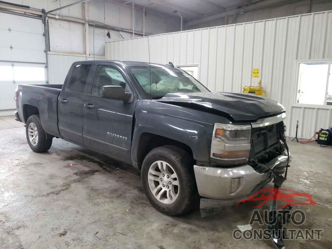 CHEVROLET SILVERADO 2018 - 1GCVKREC2JZ300417