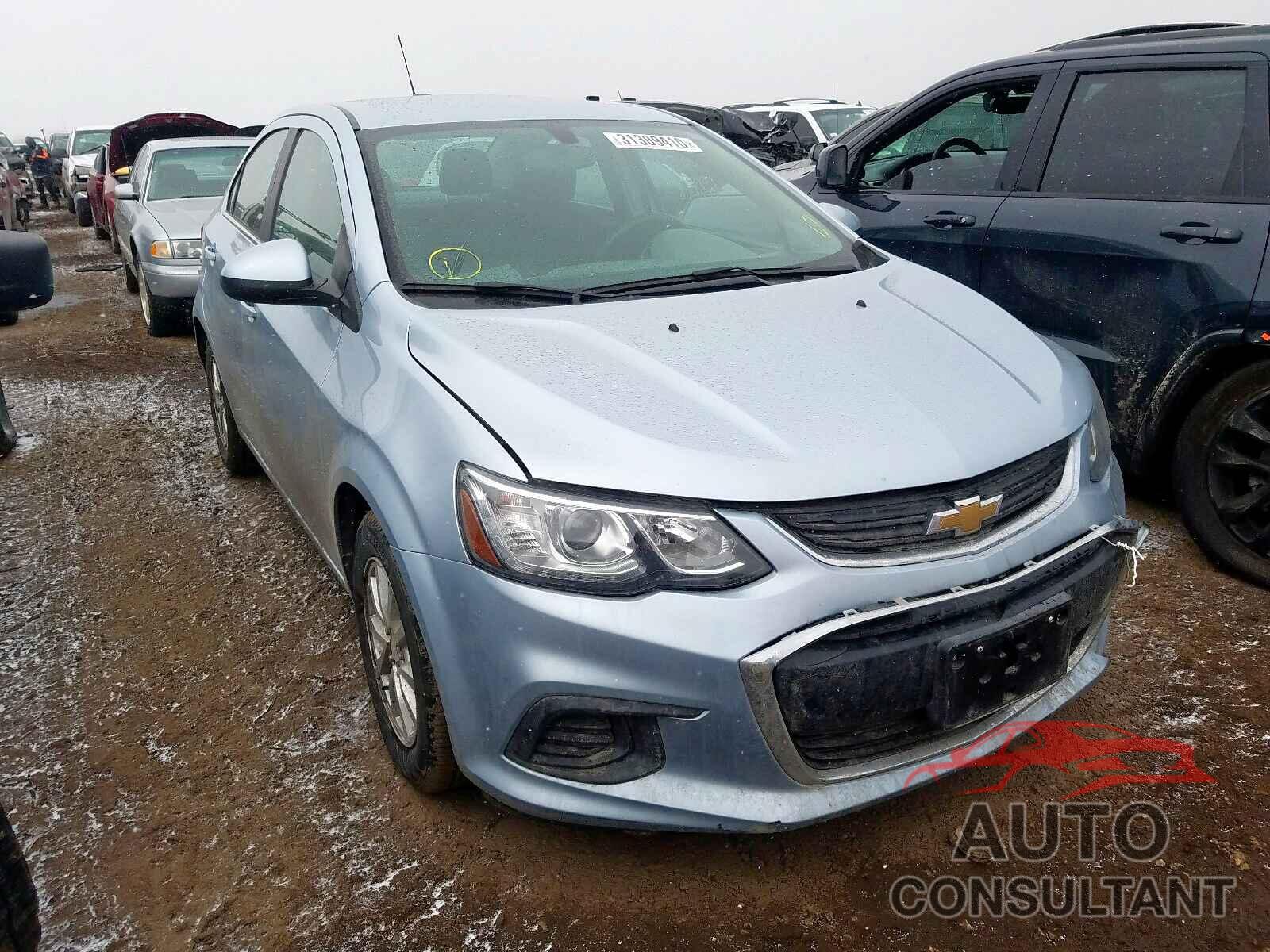 CHEVROLET SONIC 2017 - 5TDKRKEC4MS033339