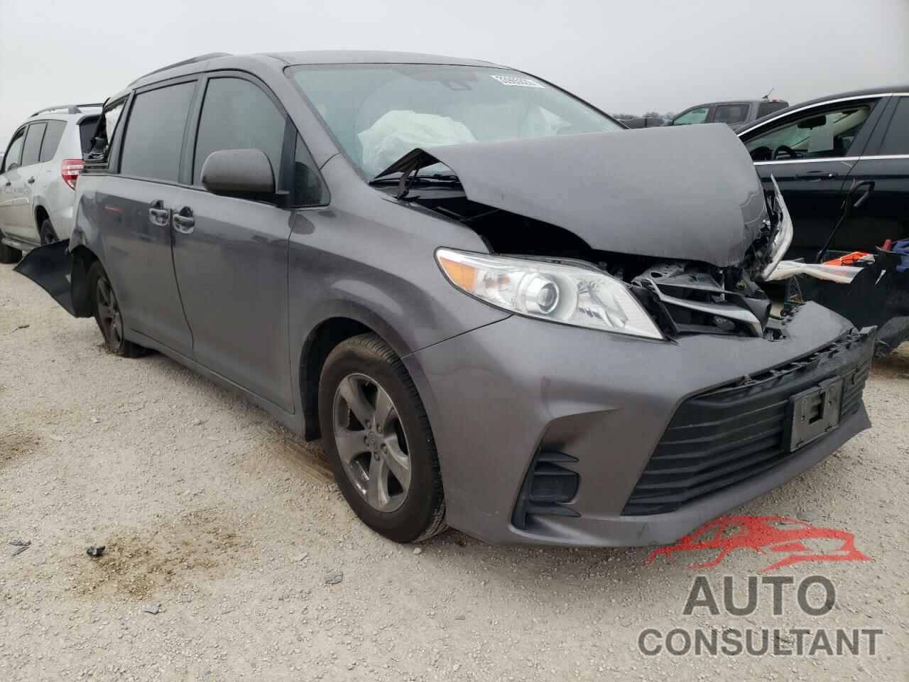 TOYOTA SIENNA 2019 - 5TDKZ3DC1KS013716