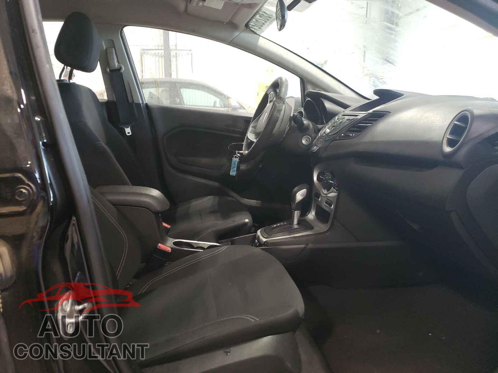 FORD FIESTA 2017 - 3FADP4EJ8HM135828