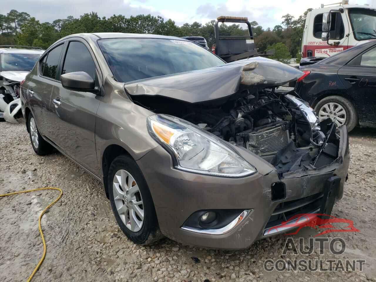 NISSAN VERSA 2017 - 3N1CN7AP0HL816243