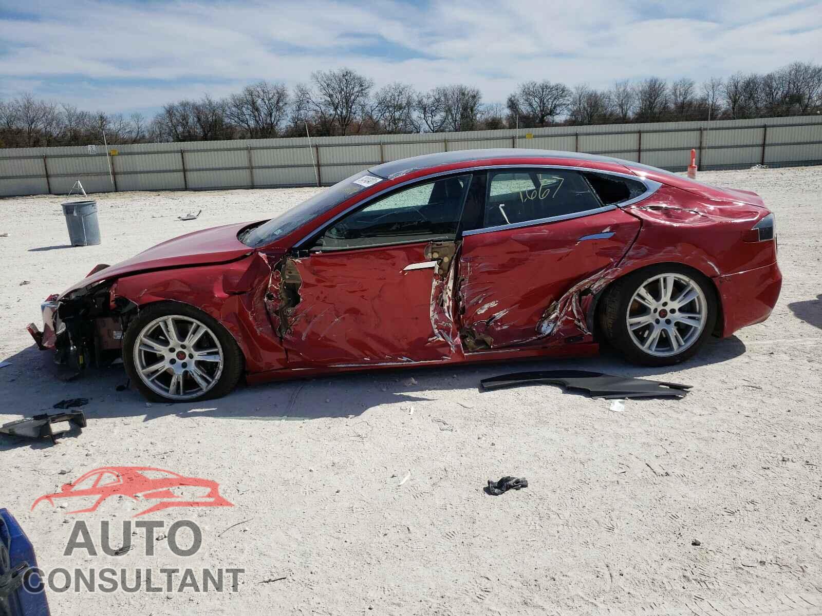 TESLA MODEL S 2021 - 5YJSA1E22MF424096
